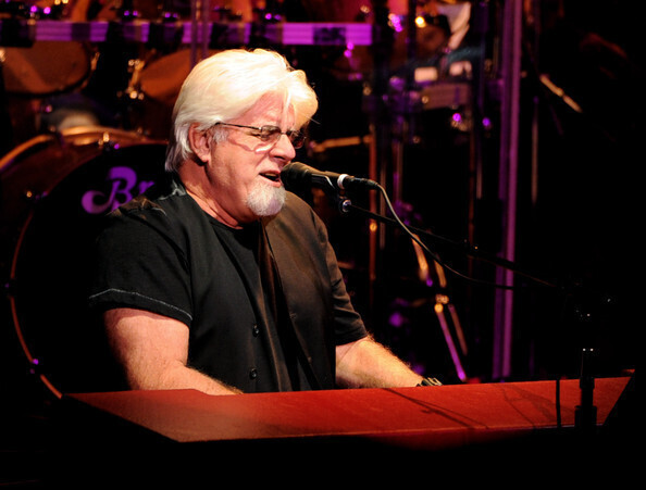 Michael+McDonald+Dukes+September+Rhythm+Revue+sPXs4F-MOABl[1].jpg